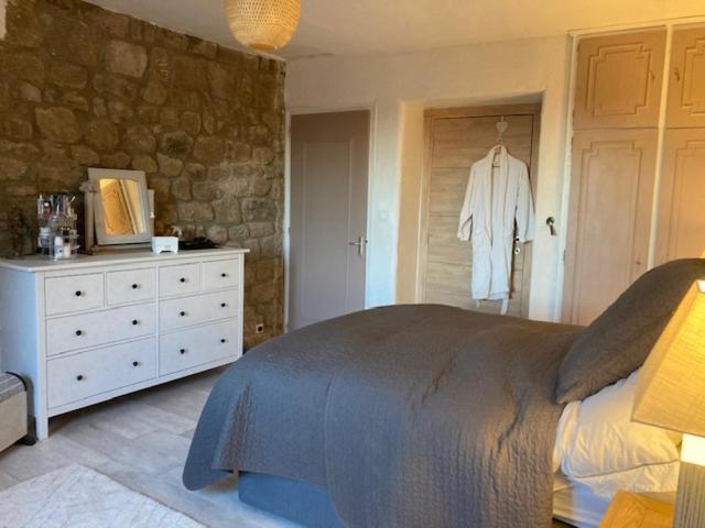 Idyllic French Farmhouse Les Assions Luaran gambar